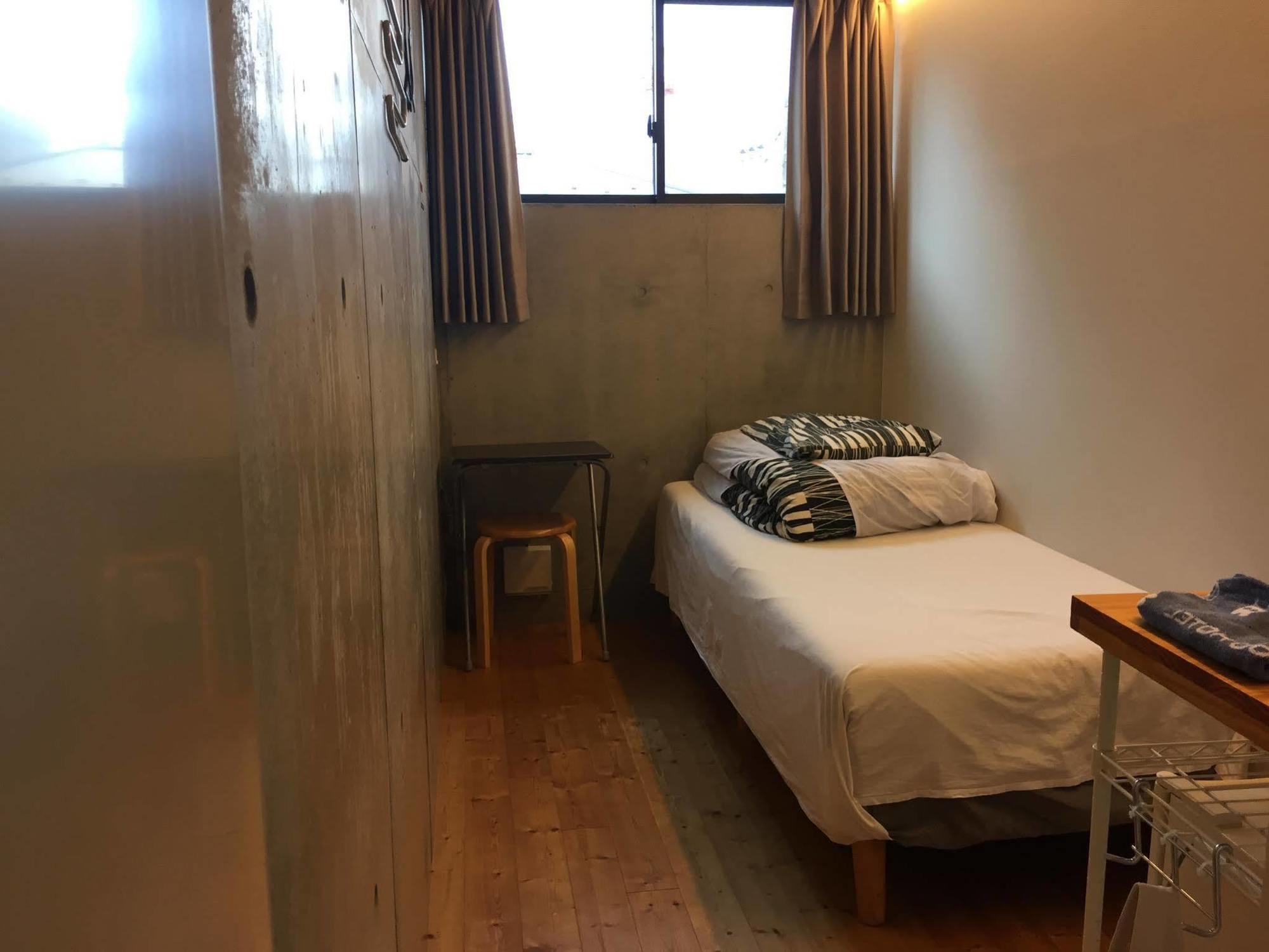 Kangaroo Hotel Tokyo Exterior photo