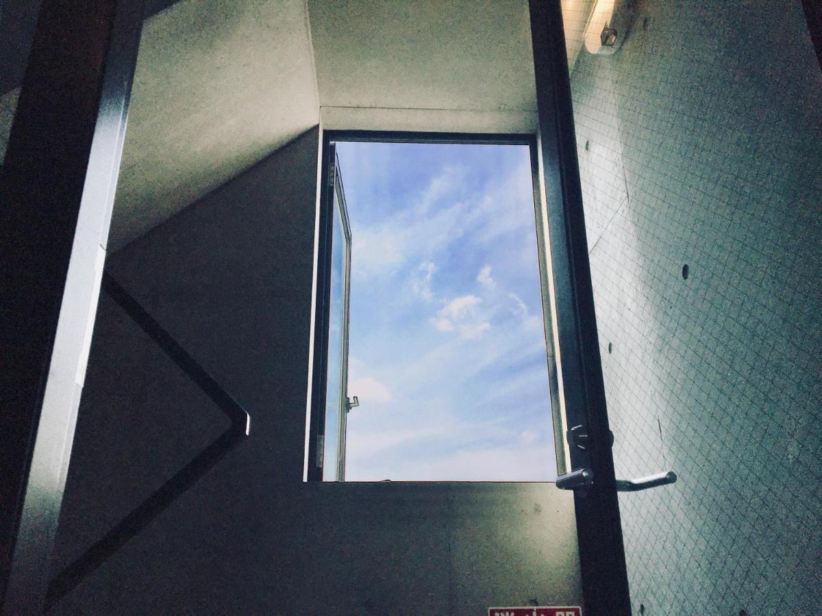 Kangaroo Hotel Tokyo Exterior photo